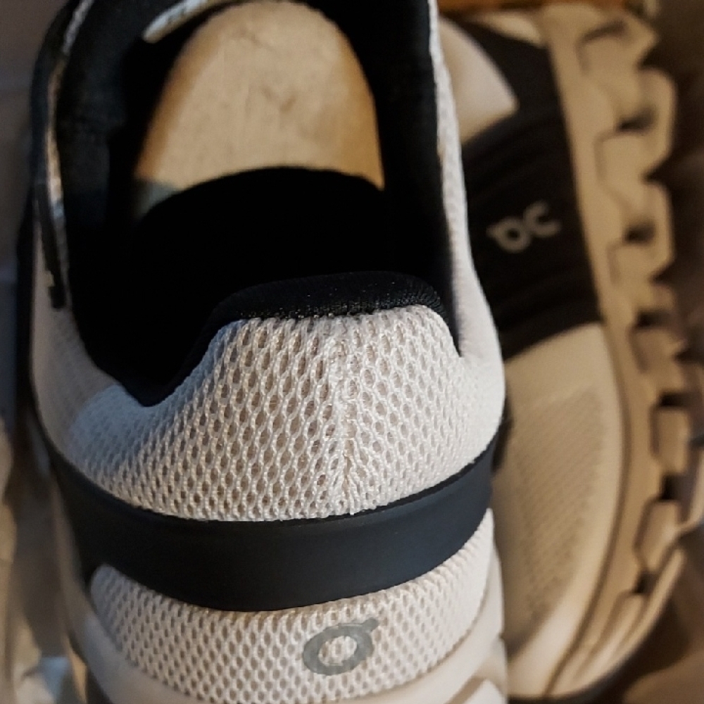On Running Monochrome Athletic Shoes - Picture 3 of 5